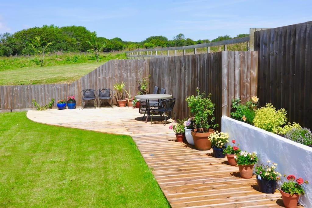 טרורו Stunning Annexe 1 Luxury Bedroom, Eating Area & Bathroom Only! מראה חיצוני תמונה